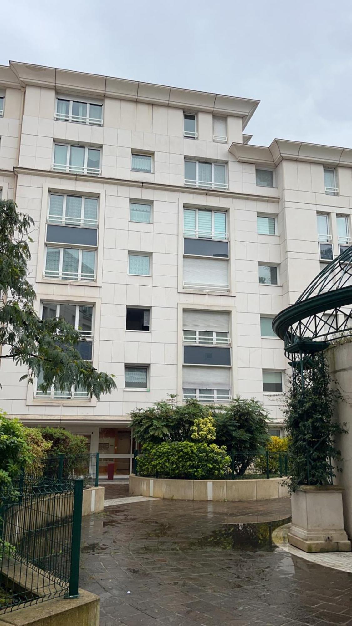 Appartement 2 Chambres Et Salon Proche Paris Sèvres Екстериор снимка