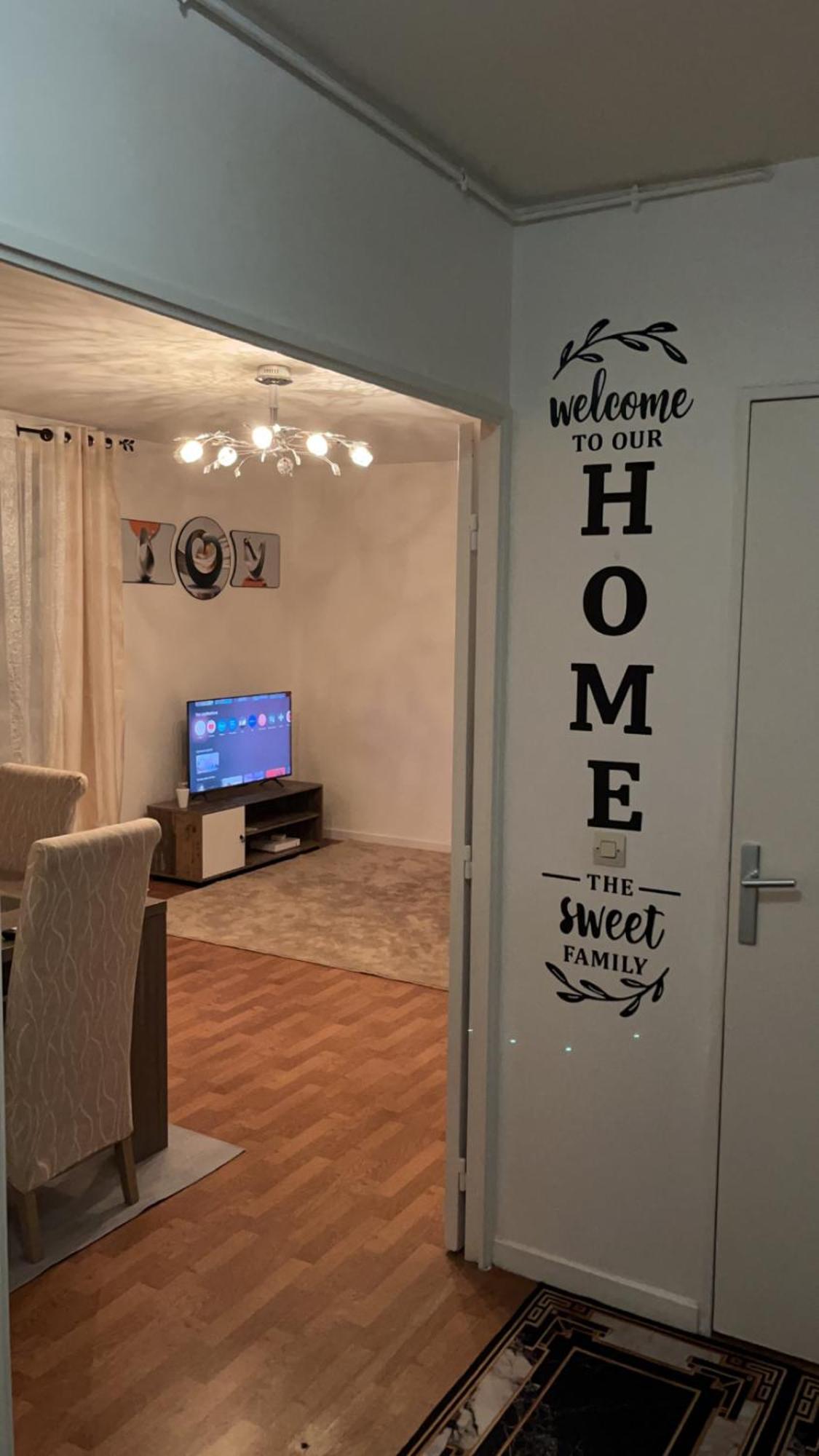 Appartement 2 Chambres Et Salon Proche Paris Sèvres Екстериор снимка